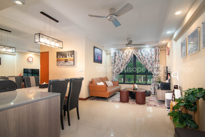 293B COMPASSVALE CRESCENT photo 5