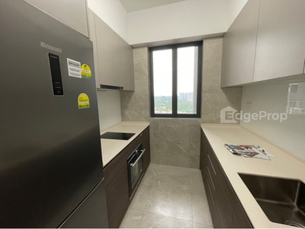 STIRLING RESIDENCES photo 5