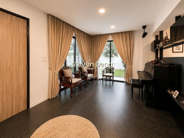 ✨MASSIVE MOVE-IN READY CORNER TERRACE | PRIME KOVAN D19 | 4,397SQFT LAND photo 3