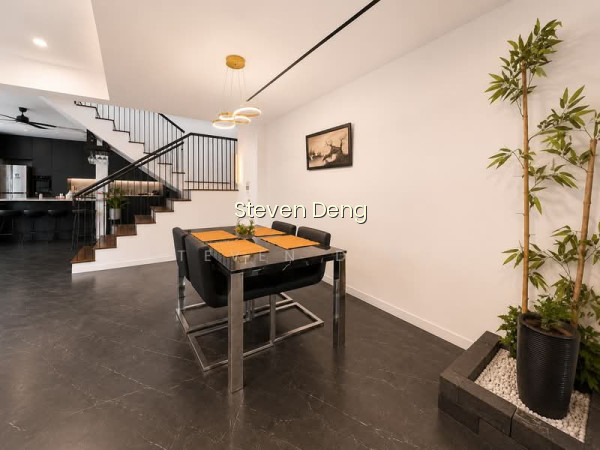 ✨MASSIVE MOVE-IN READY CORNER TERRACE | PRIME KOVAN D19 | 4,397SQFT LAND photo 5