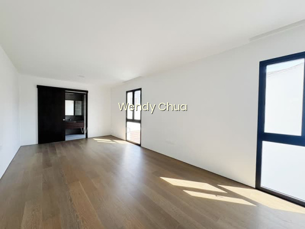 RARE BUNGALOW IN D10- ARCHITECT DESIGNED WITH POOL & LIFT photo 6