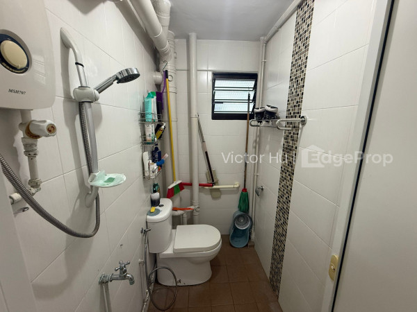 445 TAMPINES STREET 42 photo 2