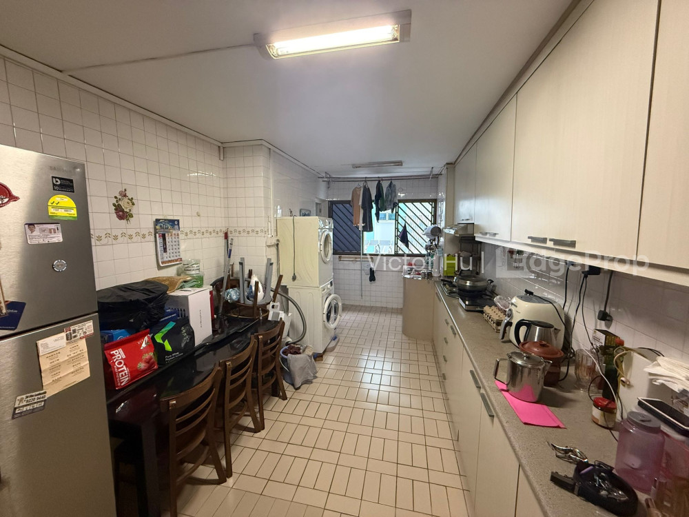 445 TAMPINES STREET 42 photo 4