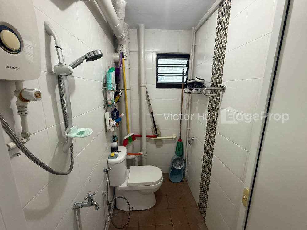 445 TAMPINES STREET 42 photo 5