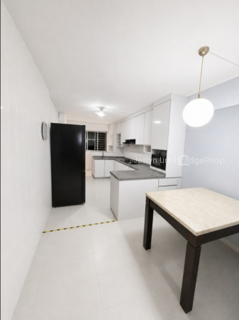 511 WEST COAST DRIVE photo 3