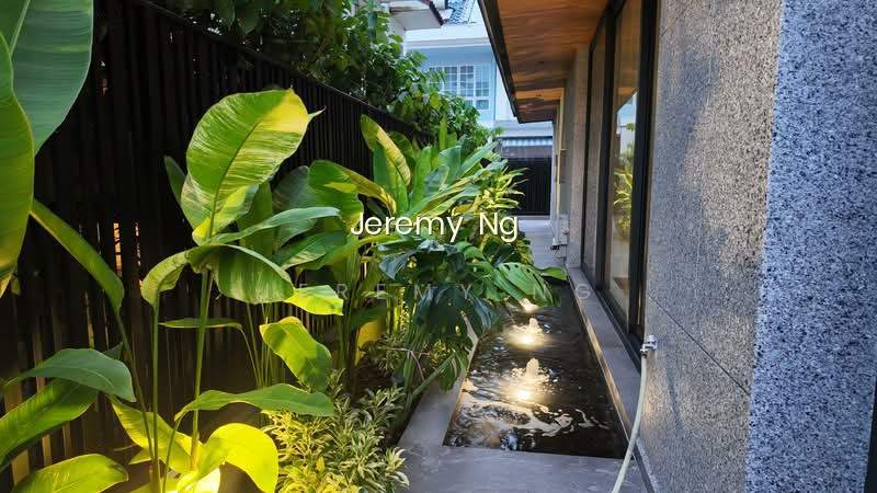 BRAND NEW SEMI DETACHED AT FERNHILL CLOSE photo 5