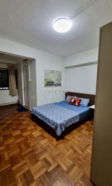 454 SIN MING AVENUE image 1 of 8