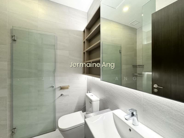 Grandeur Park Residences image 1 of 10