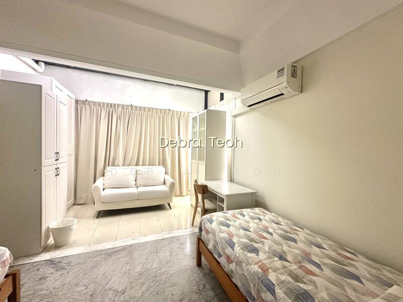 BEDOK COURT image 1 of 6