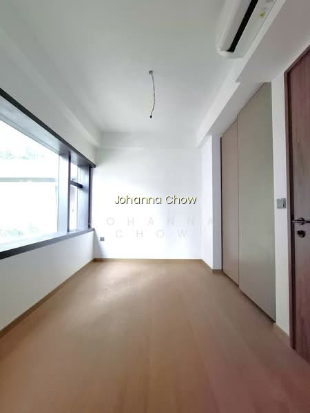 SCENECA RESIDENCE image 1 of 10