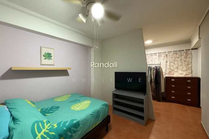 655 WOODLANDS RING ROAD photo 5