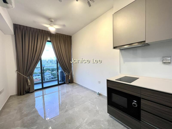 STIRLING RESIDENCES photo 3