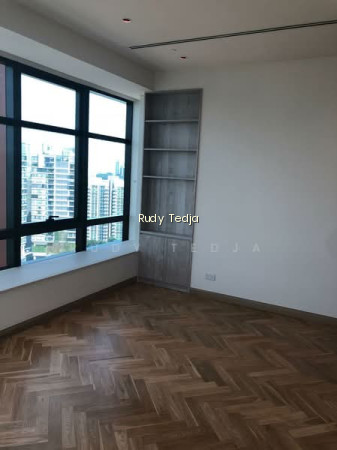 THE RITZ-CARLTON RESIDENCES photo 3