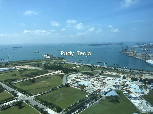 MARINA BAY RESIDENCES photo 6