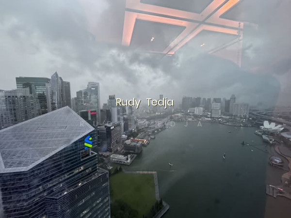 MARINA BAY RESIDENCES photo 6