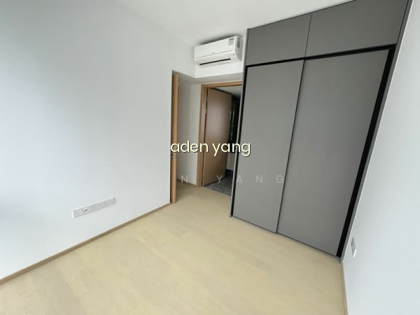 ONE HOLLAND VILLAGE RESIDENCES 5