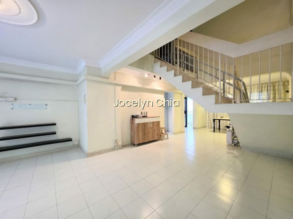 405 Jurong West Street 42 image 1 of 10