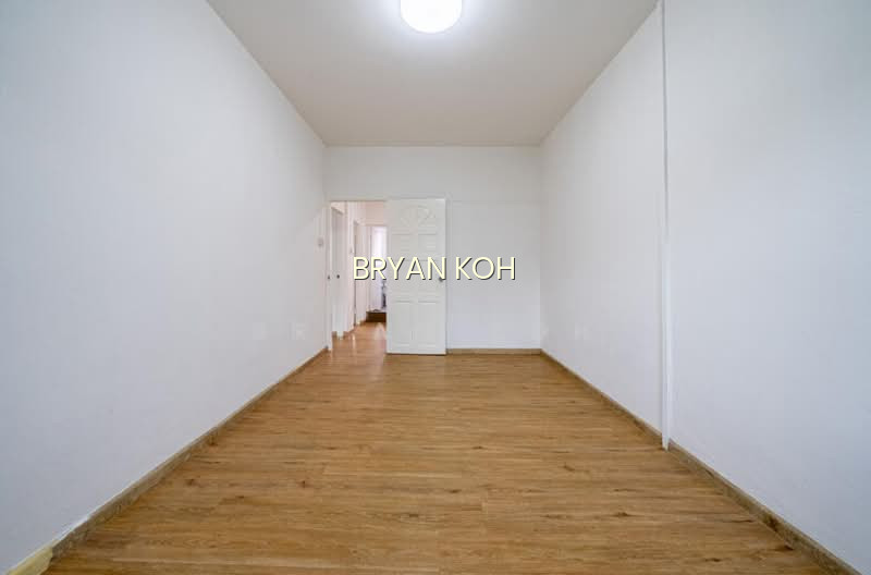 WAN THO AVENUE image 1 of 2