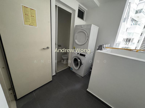 THE PARC CONDOMINIUM photo 3