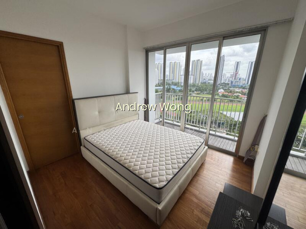 THE PARC CONDOMINIUM photo 4