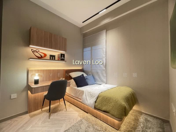 SPRINGLEAF RESIDENCE 8