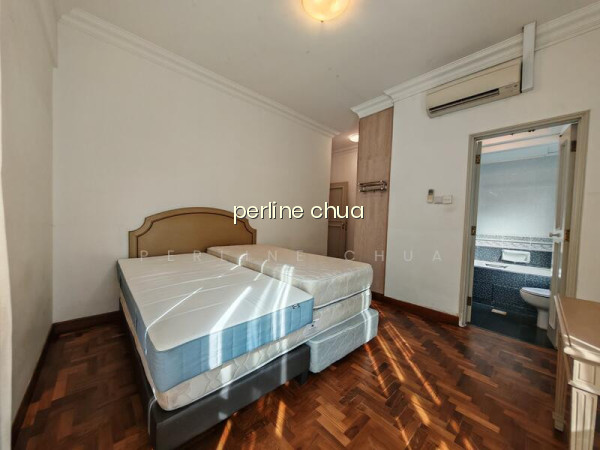 ROYAL PALM MANSIONS photo 6