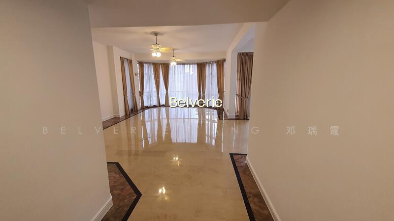 LEONIE CONDOTEL photo 6