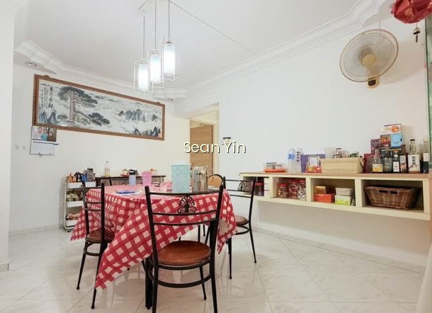 68 REDHILL CLOSE photo 5