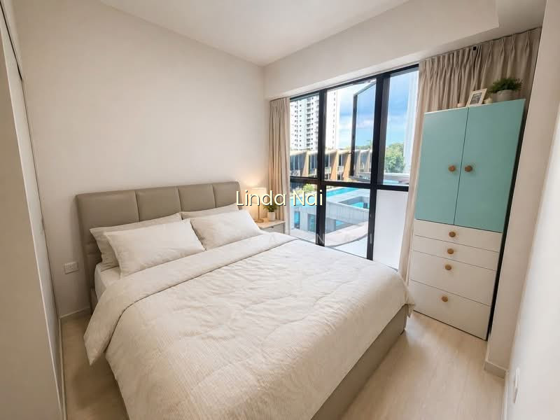 RIVERFRONT RESIDENCES photo 3