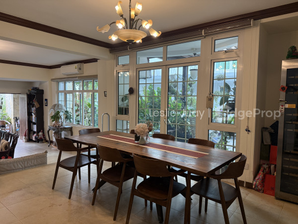 SUNRISE VILLA photo 2