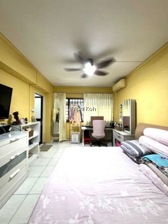 864 Jurong West Street 81 image 1 of 9