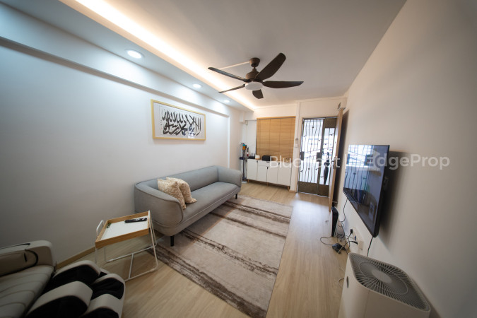 160 YISHUN STREET 11 photo 2