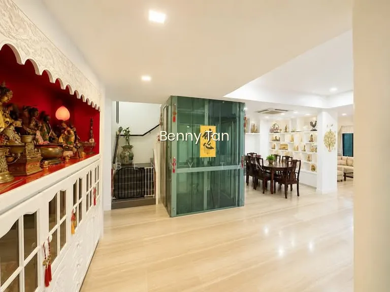 Jalan Anggerek, Macpherson Road, Aljunied Road image 1 of 10