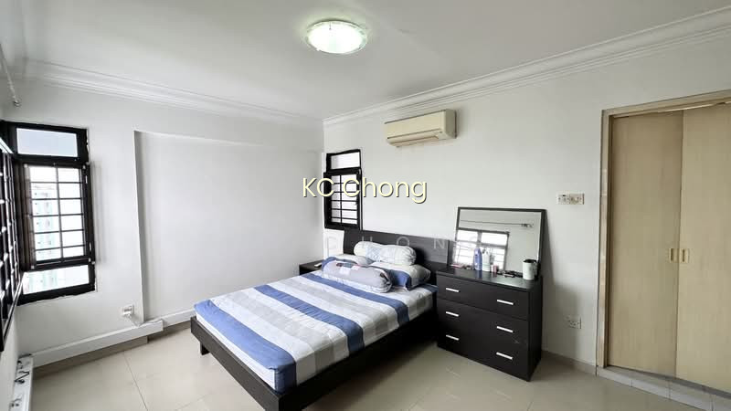 268C BOON LAY DRIVE photo 2
