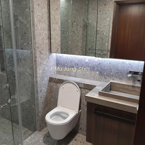 One Pearl Bank image 1 of 10