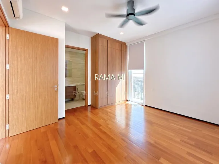 Brand New 2.5 Storey Semi-D @ Bridport Ave Portchester Ave Serangoon Garden - D19 image 1 of 8