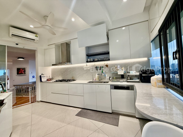THE DRAYCOTT photo 6