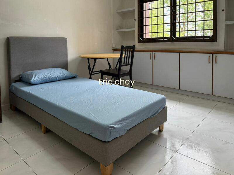 177 LOMPANG ROAD image 1 of 10