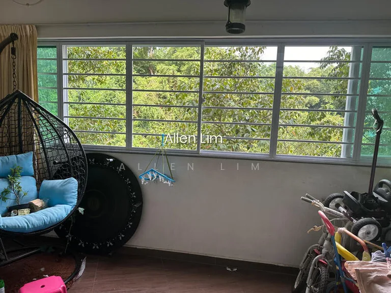 542 Bukit Batok Street 52 image 1 of 10