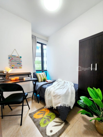 REGENT GROVE photo 5