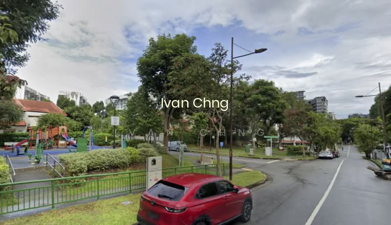 ⭐️⭐️LANDED7772@ GOOD SIZE 5BR LIFT AND POOL CORNER TERRACE NEAR AMENITIES ECP BEDOK SOUTH photo 3