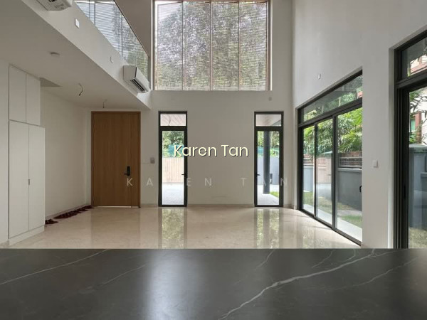 SEMI DETACHED AT UPPER THOMSON ROAD photo 5