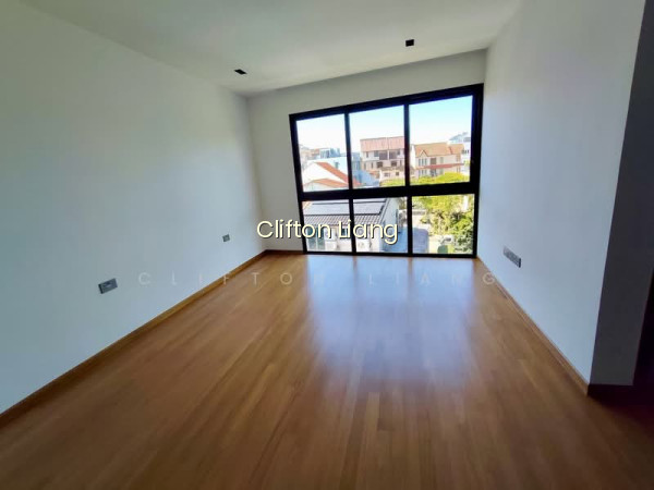 ? NEW FREEHOLD TERRACE JALAN SANKAM photo 6