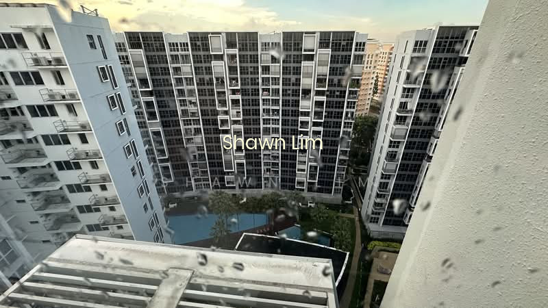 PRIVE image 1 of 6