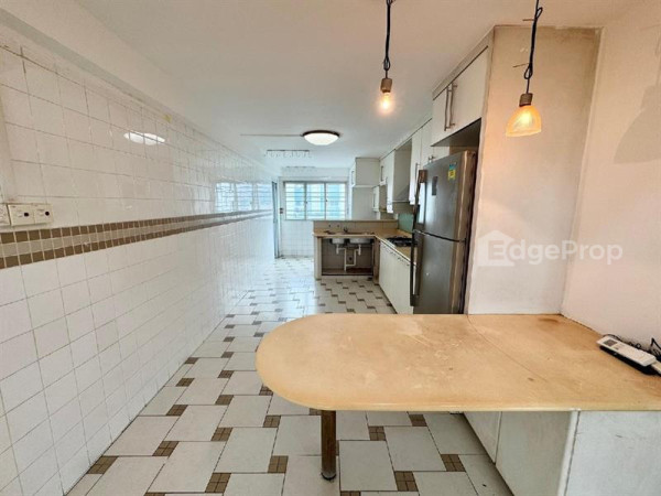 821 WOODLANDS STREET 82 photo 6