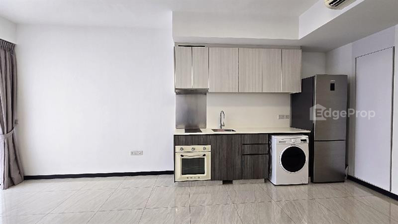 GEM RESIDENCES photo 2