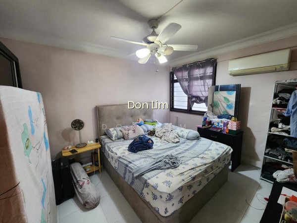 213 BOON LAY PLACE photo 5