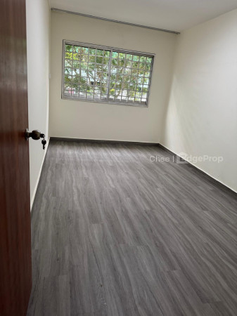 823 JURONG WEST STREET 81 photo 5