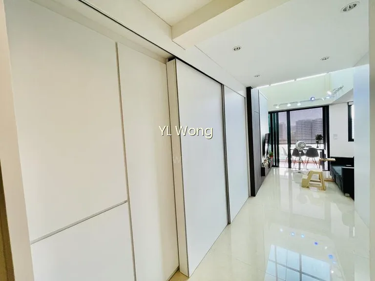 Kingsford Waterbay image 1 of 10