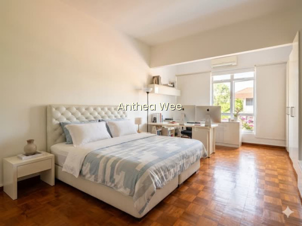 GREENWOOD AVENUE photo 6